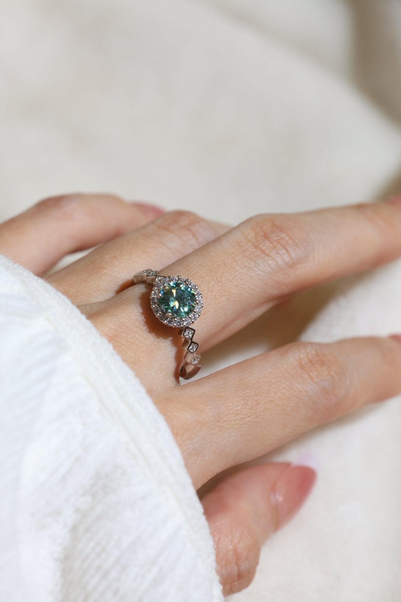 1ct Mint Moissanite Ring - Love Estella