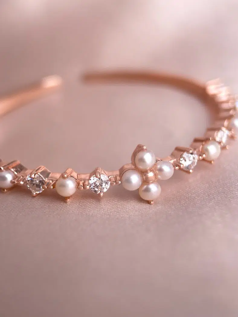Clover Sparkle Cuff FWP Moissanite Style 2