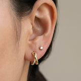 Criss-Cross Studs