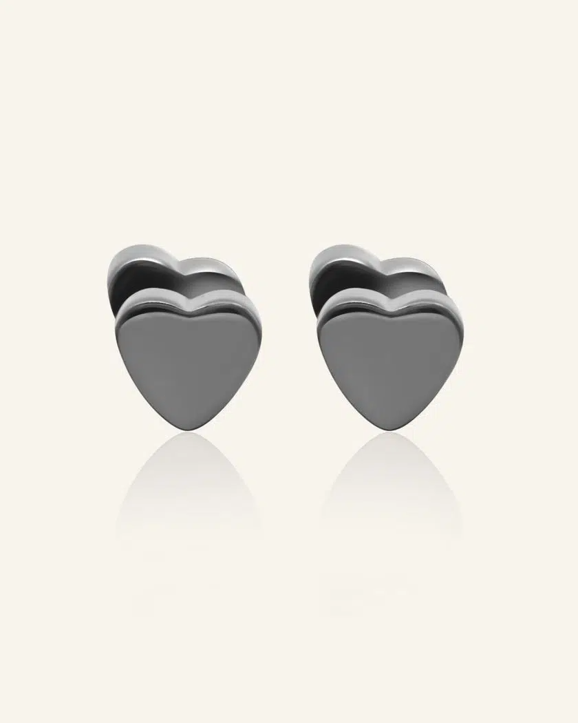 Heart Barbell Screwback Studs
