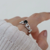 Lock Link Ring Black Spinel Model