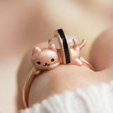 Maki Meow Sushi Ring | White Jade, close-up detail in rose gold