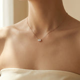 Signature Oval Moissanite Necklace (1 Carat)