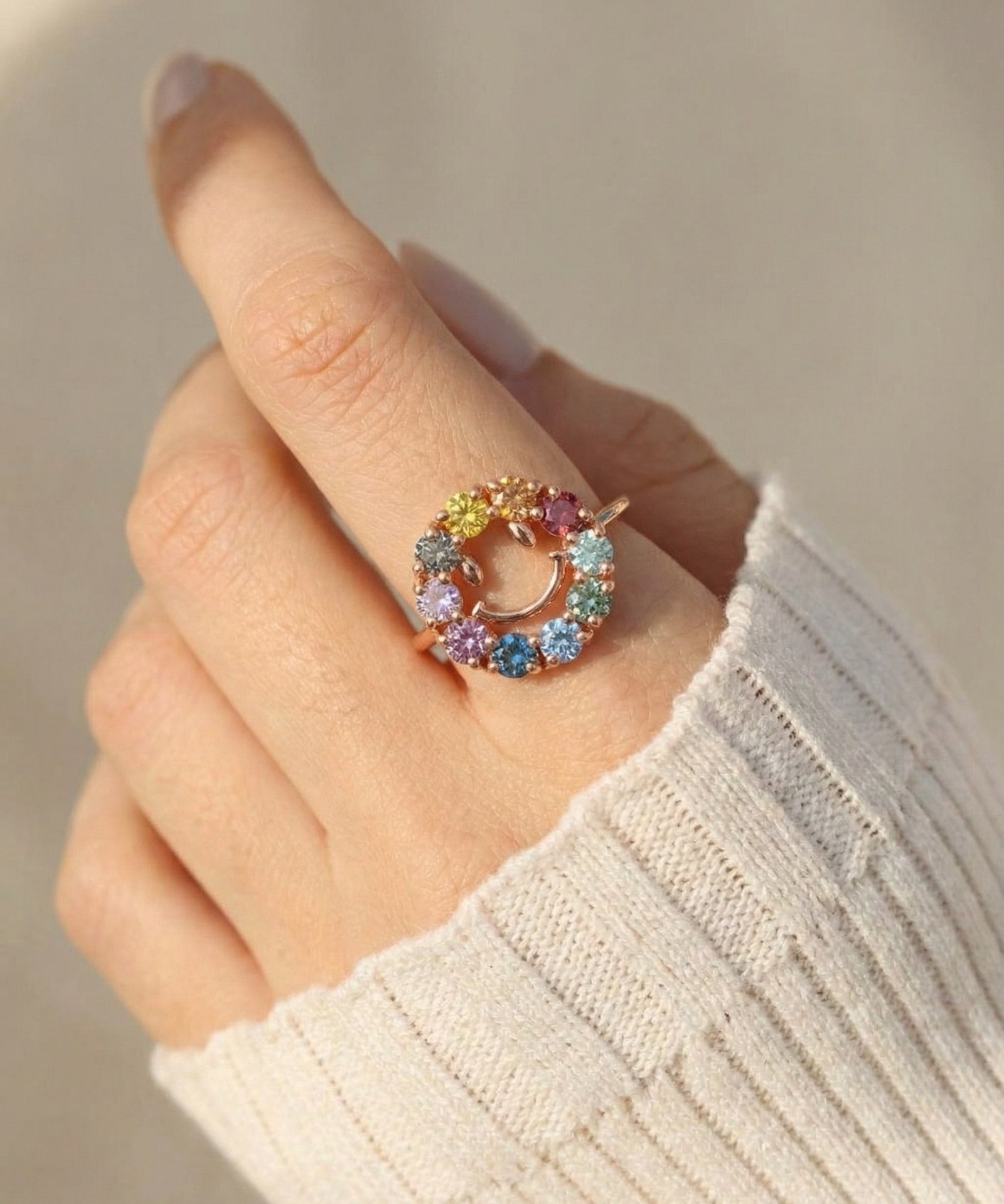 Smiley Ring | Moissanite in rose gold, worn on a model