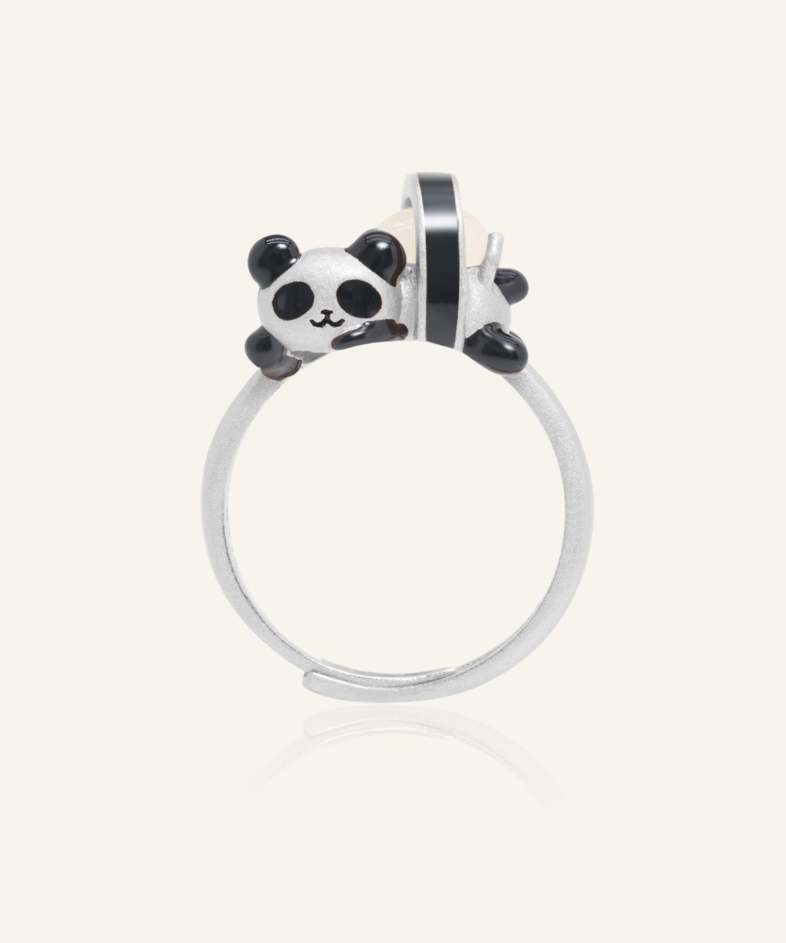 Illustration of the Panda Sushi Roll Ring (White Jade) design