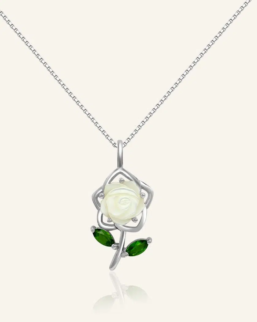 White Shell Rose Necklace – Silver