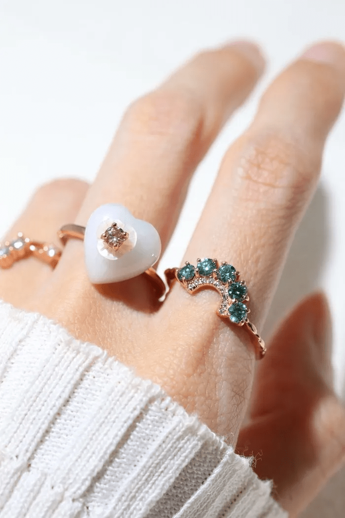 Arc Green Moissanite Ring - Love Estella