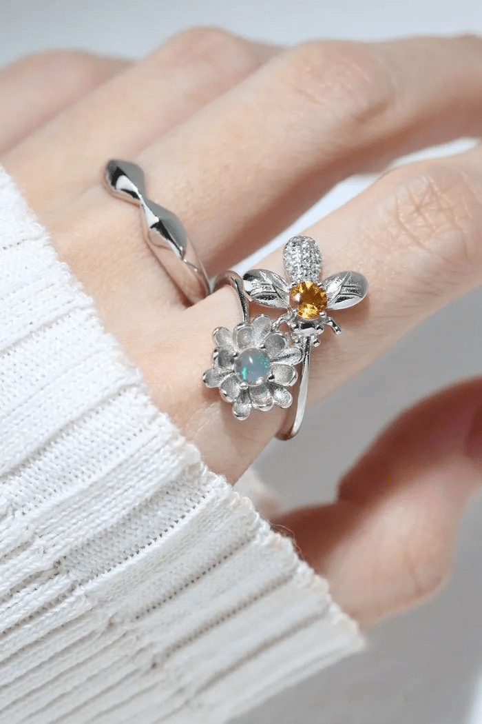 Bee & Bloom Ring - Love Estella