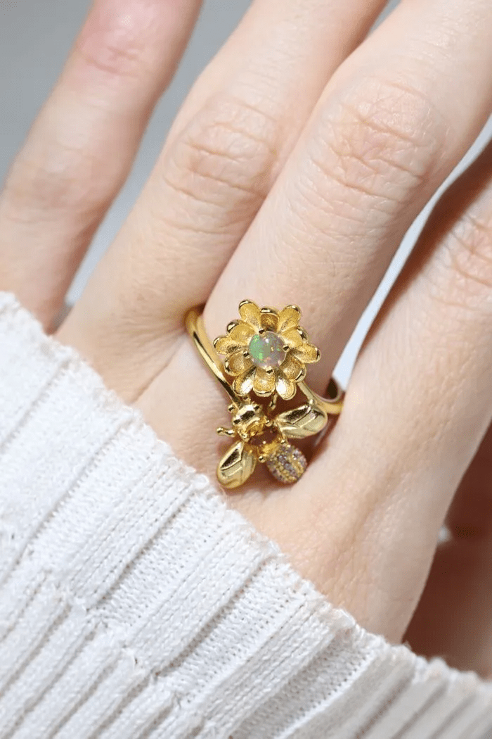 Bee & Bloom Ring - Love Estella