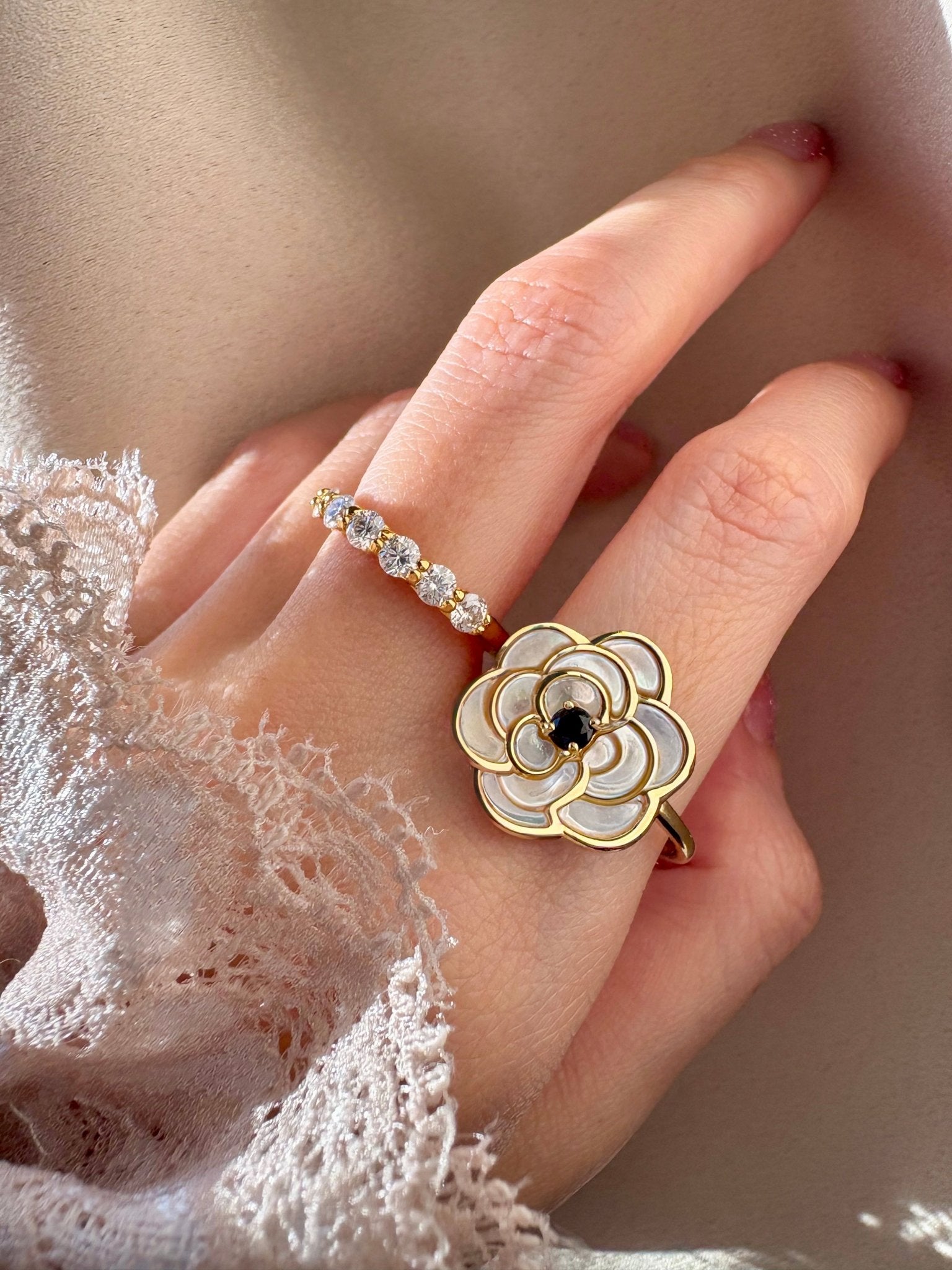 Camellia Flower Ring (Black Spinel) - Love Estella