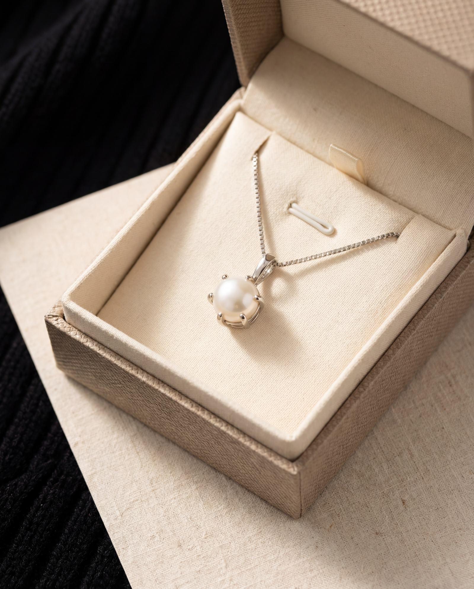 Classic Pearl Necklace - Love Estella