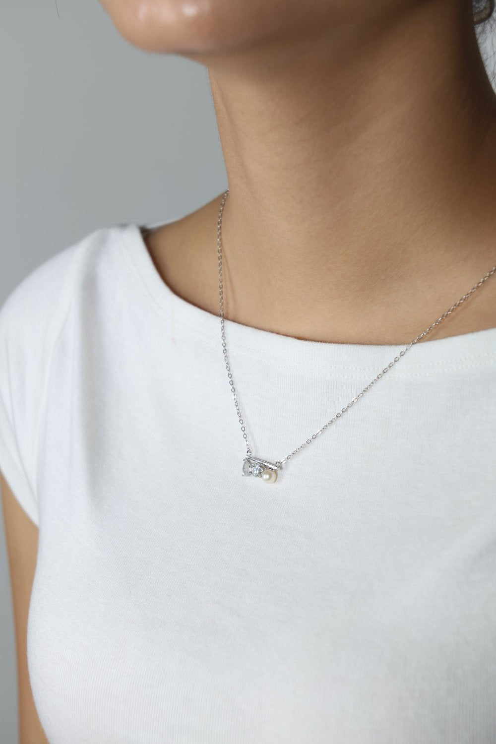 Floating Bar Necklace (Pure) - Love Estella