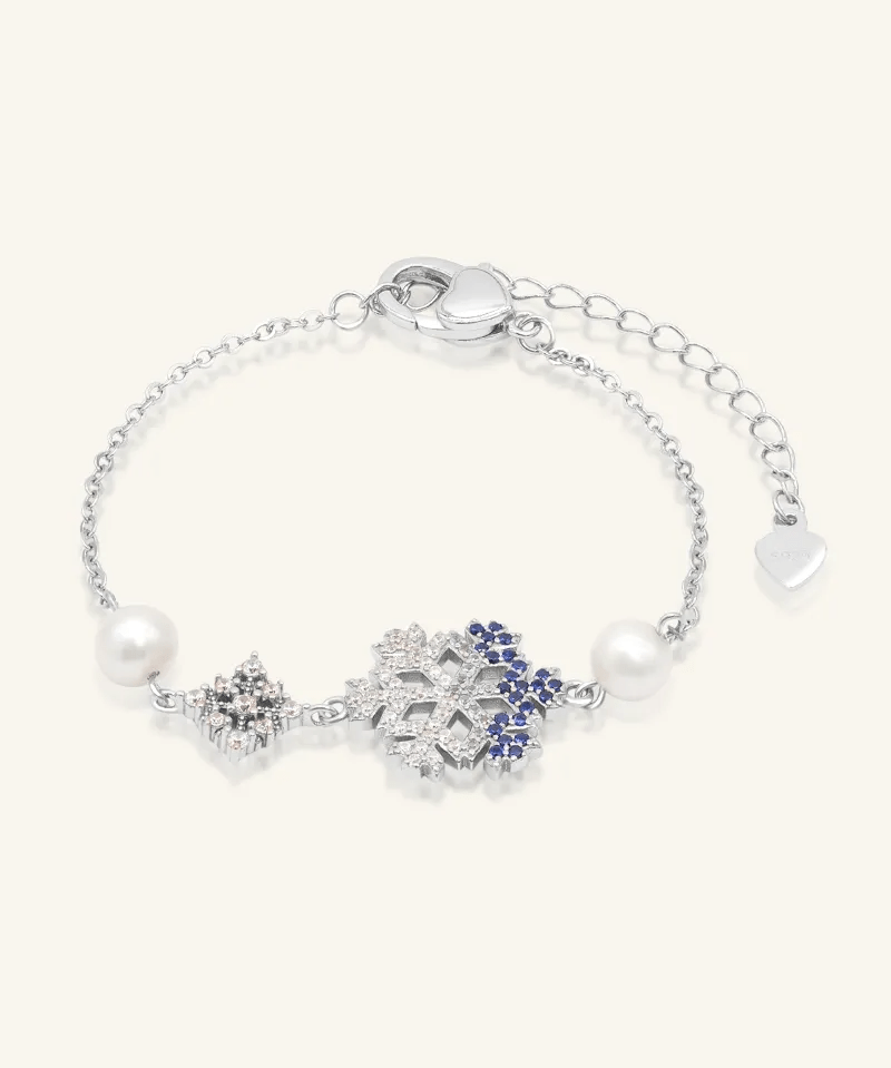 Frosted Snowflake Pearl Bracelet - Love Estella