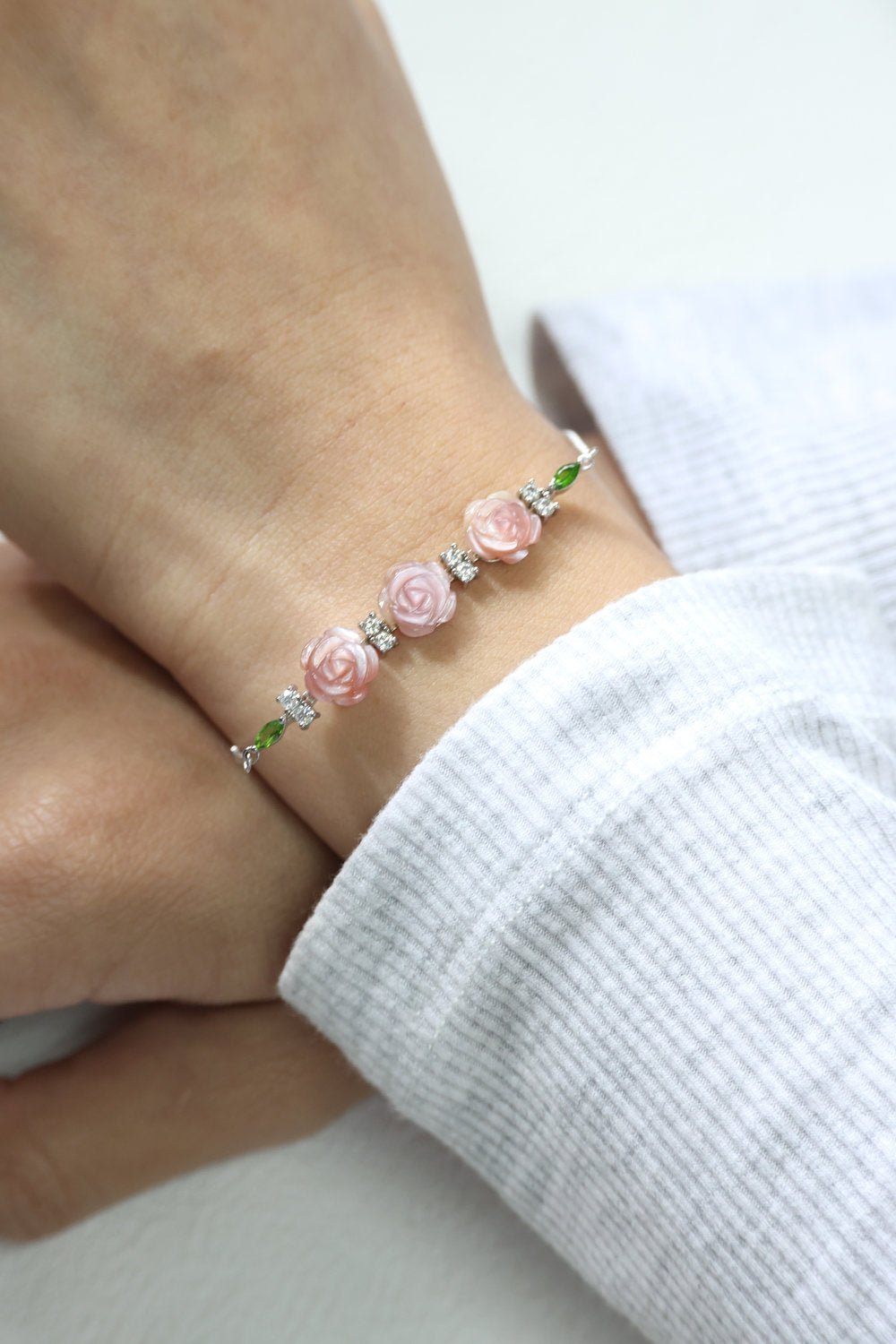Handcarved Rose Shell Bracelet - Love Estella