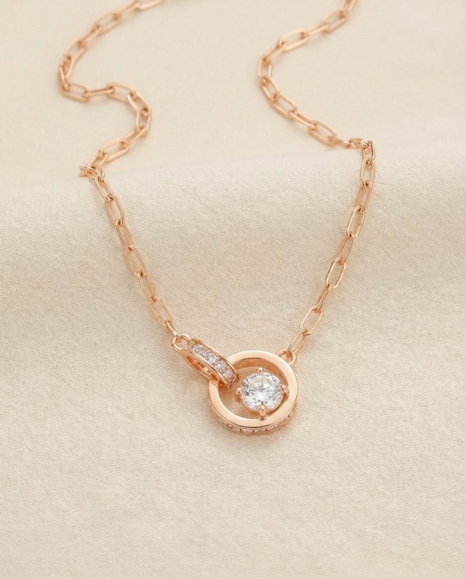 Interlocking Rings Necklace by Elate - Love Estella