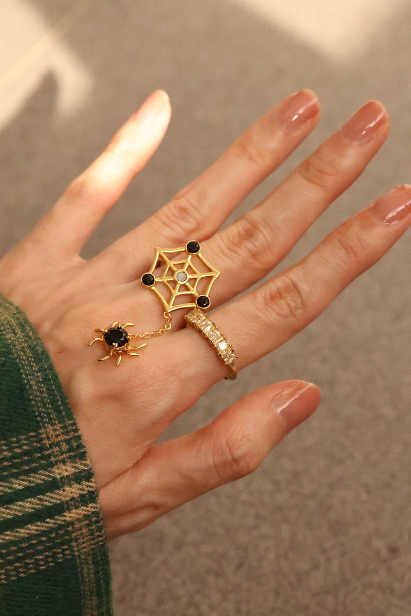 Itsy Bitsy Charm Ring (Black Spinel) - Love Estella