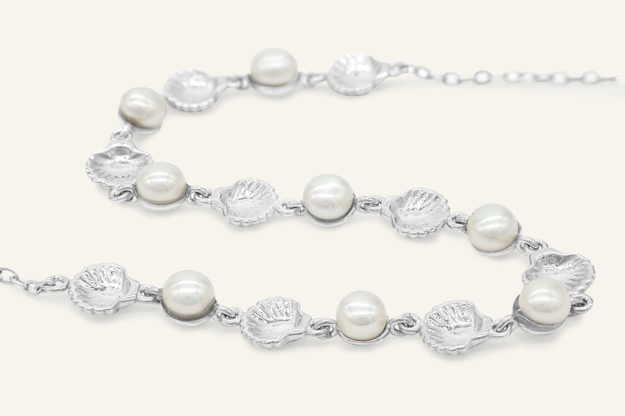 Seabelle Pearl Necklace - Love Estella