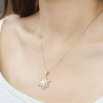 Snowflake Pearl Halo Necklace - Love Estella