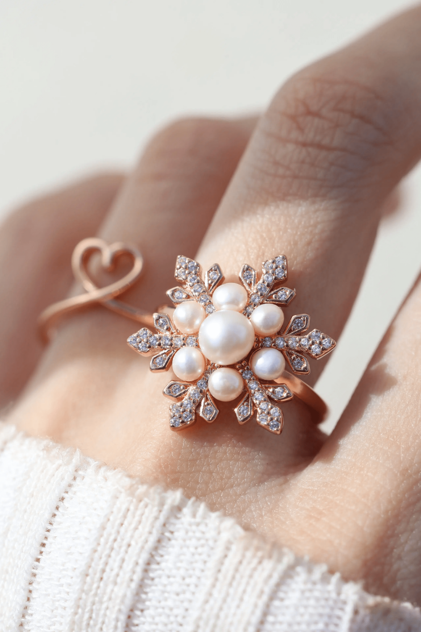 Snowflake Pearl Halo Ring - Love Estella
