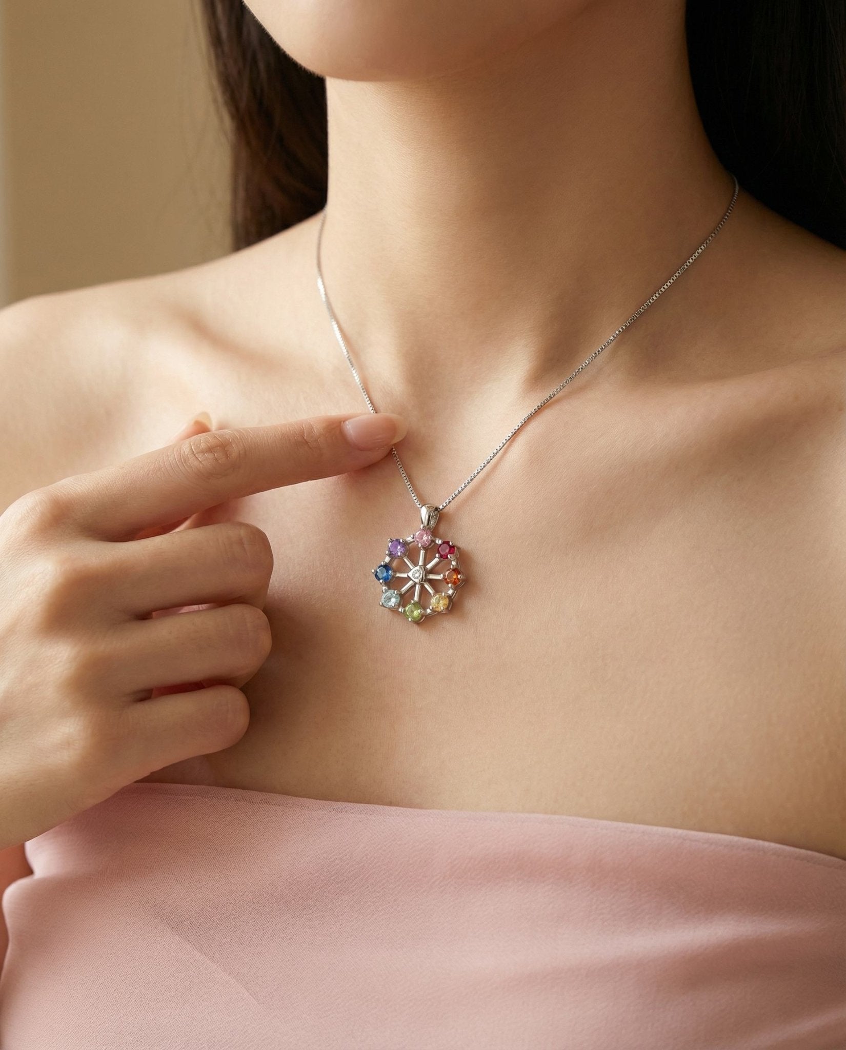 Spinning Ferris Wheel Necklace (Semi - Precious Gems) - Love Estella