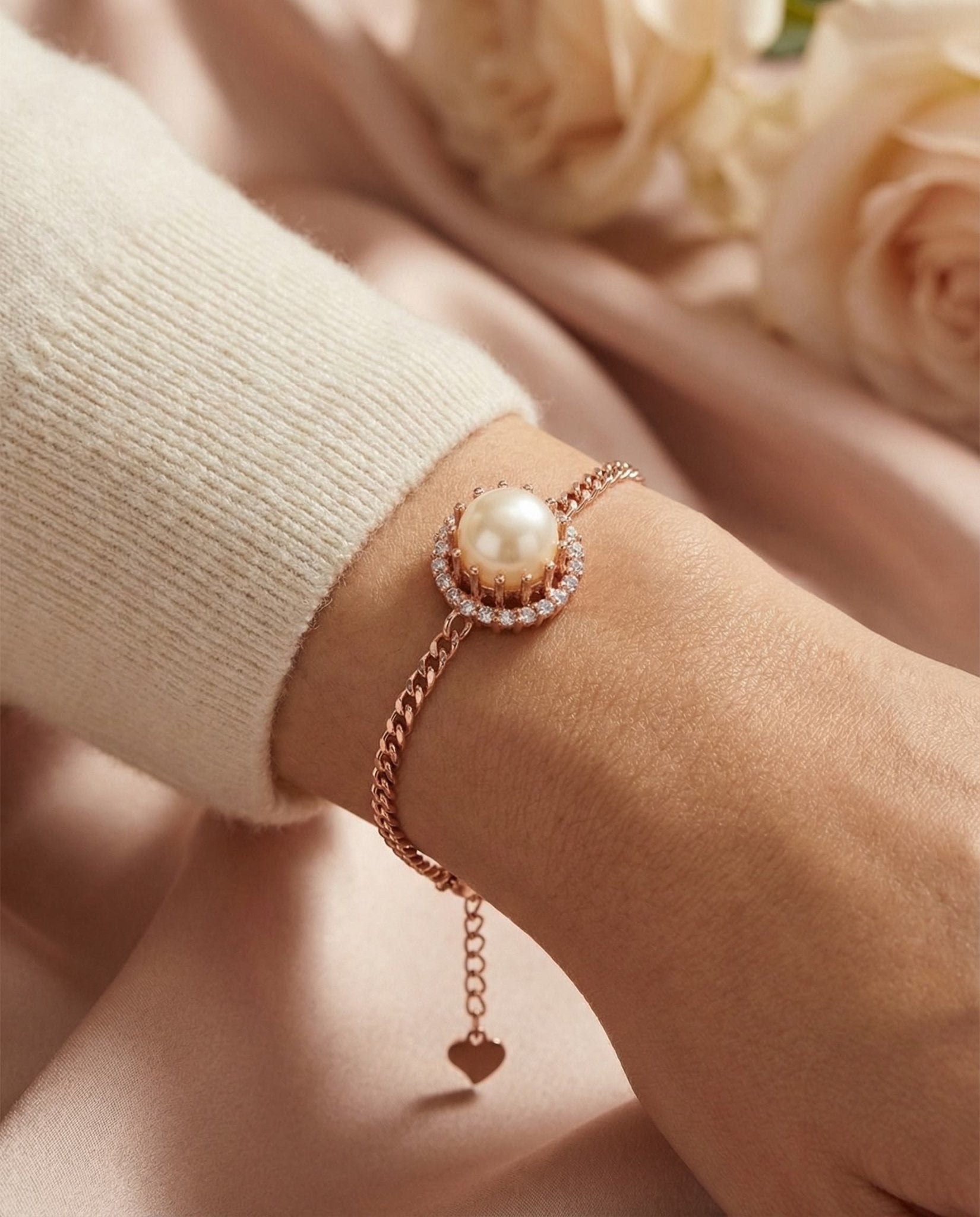 Spinning Freshwater Pearl Bracelet - Love Estella