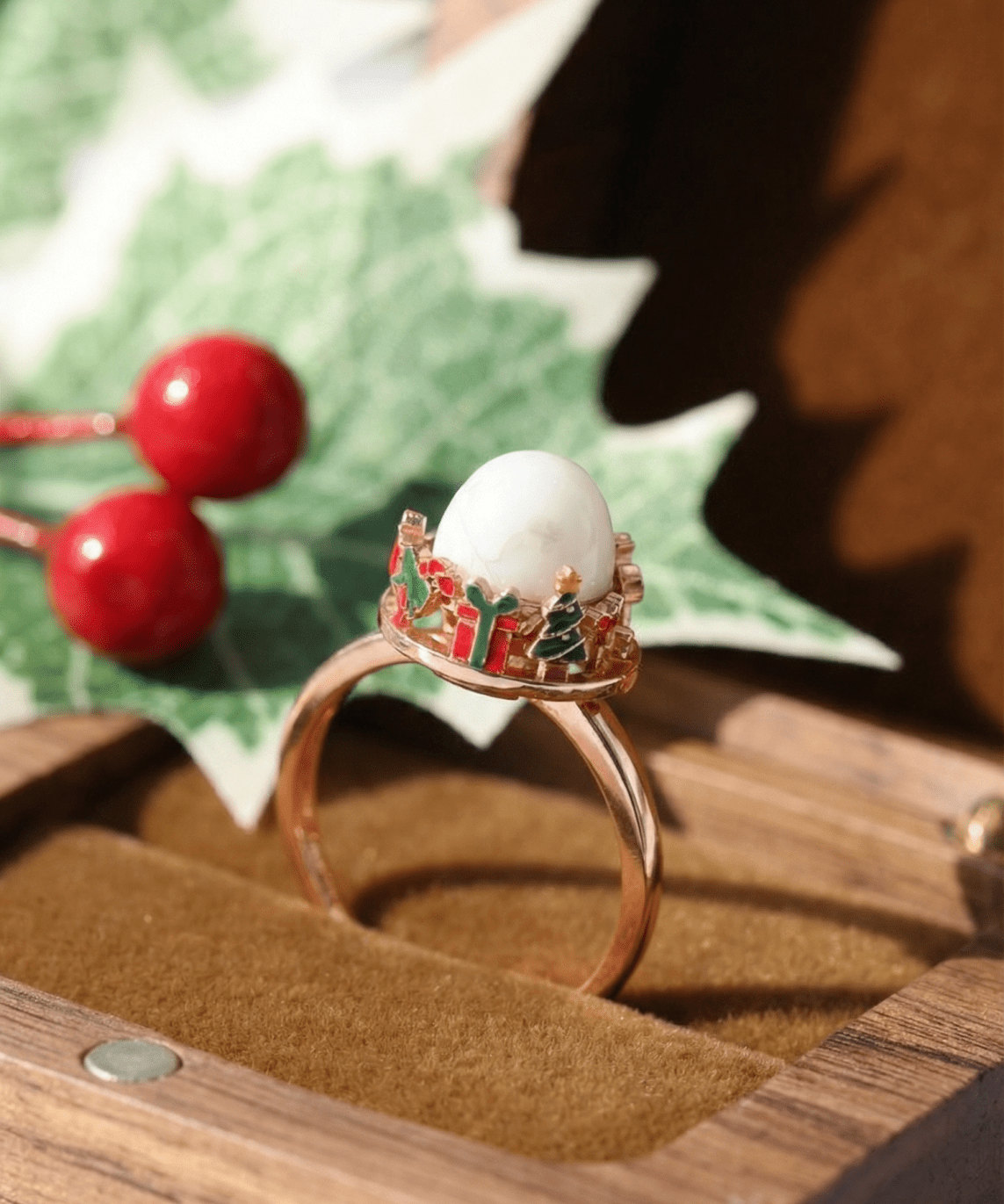 Spinning Merry Globe Ring - Love Estella