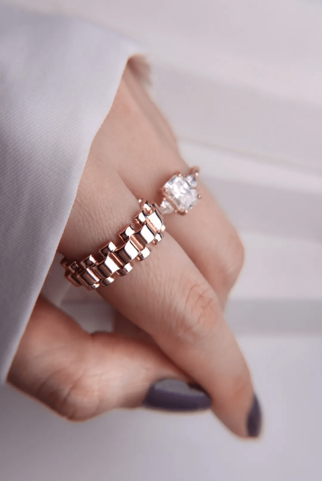 Watch Chain Link Ring - Love Estella
