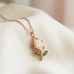 White Shell Rose Necklace - Love Estella