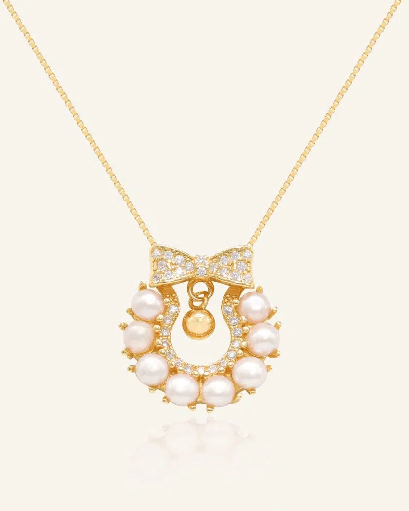 Wreath Ribbon Necklace (Freshwater Pearl) - Love Estella