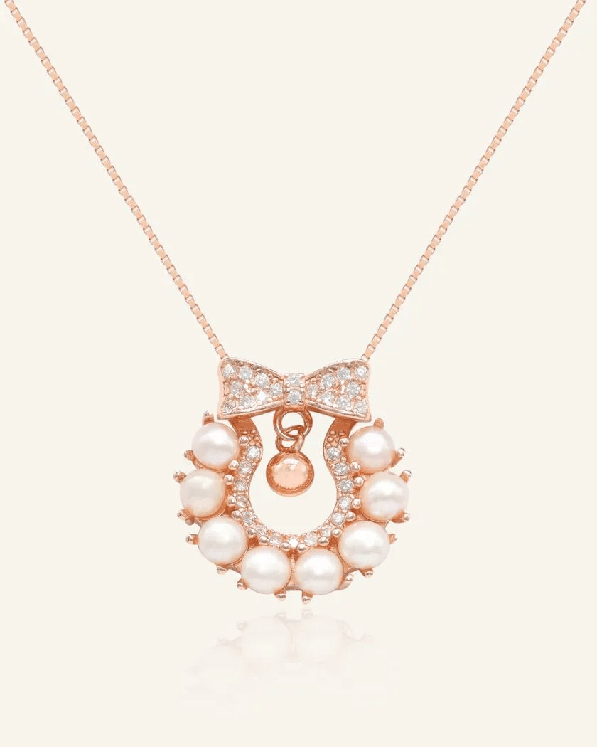 Wreath Ribbon Necklace (Freshwater Pearl) - Love Estella
