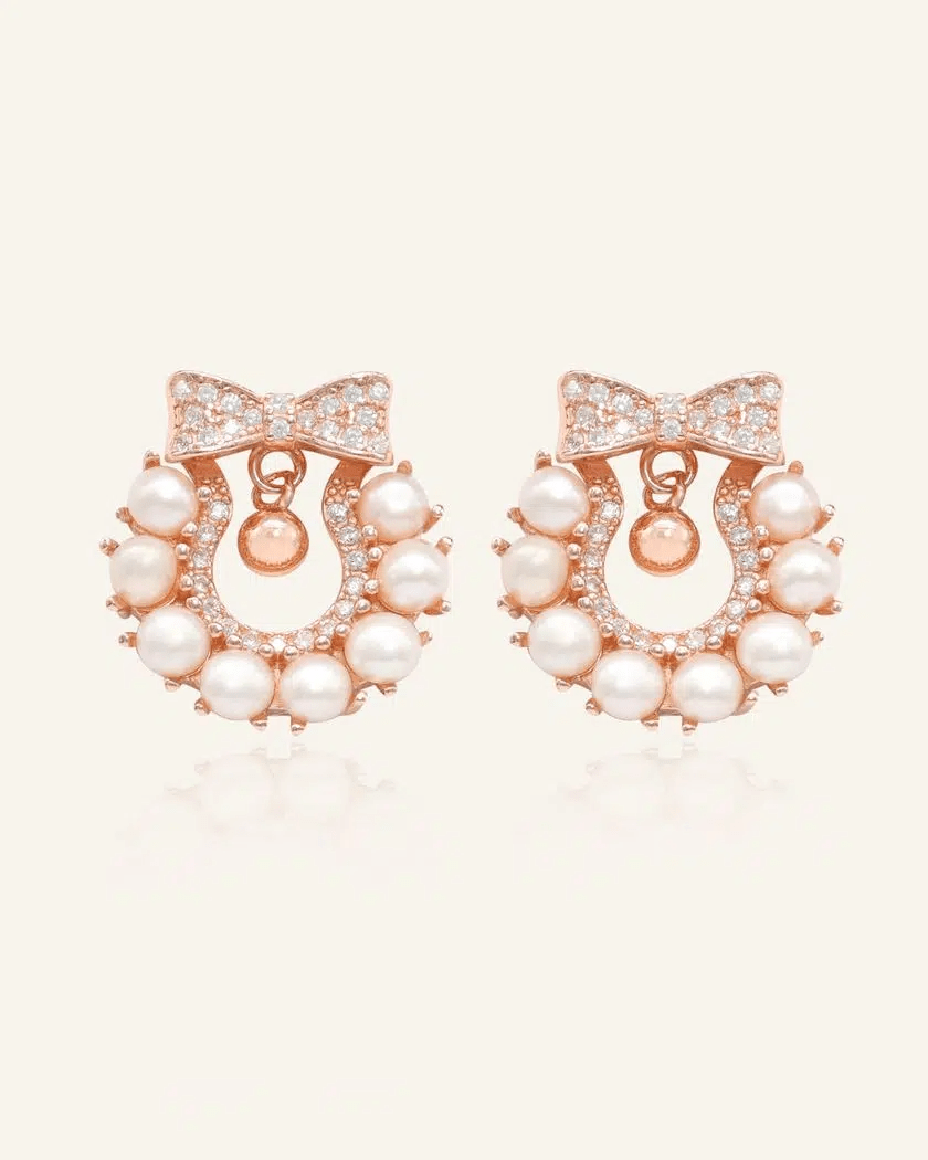 Wreath Ribbon Studs (Freshwater Pearl) - Love Estella
